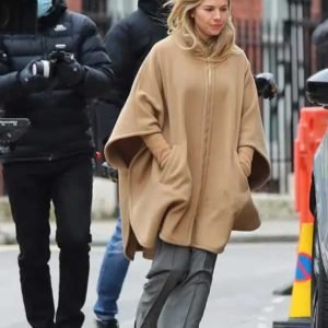 Sienna _Miller_Poncho